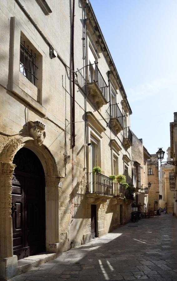 Palazzo Rudiae -Duomo Apartment Lecce Exterior foto